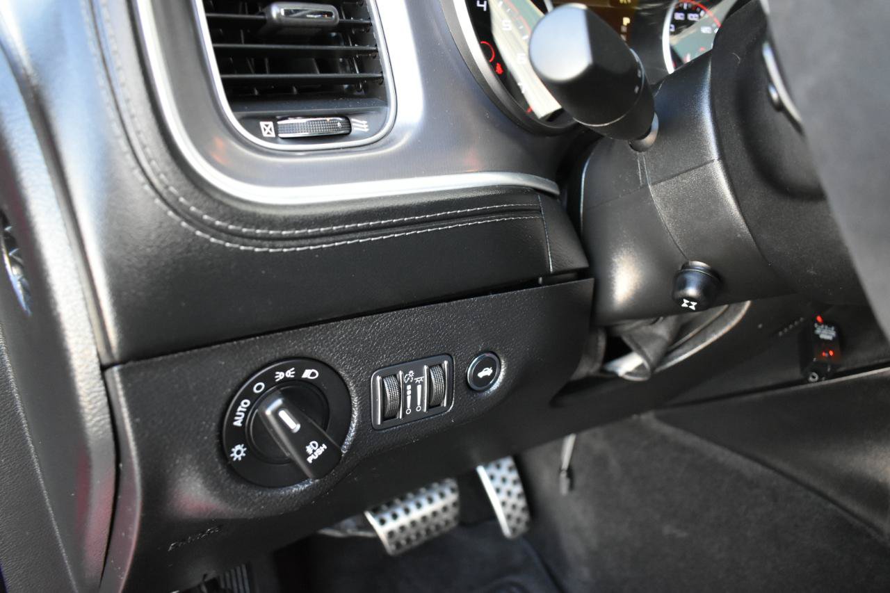 Used 2019 Dodge Charger Scat Pack w/ Dynamics Package RWD image 42