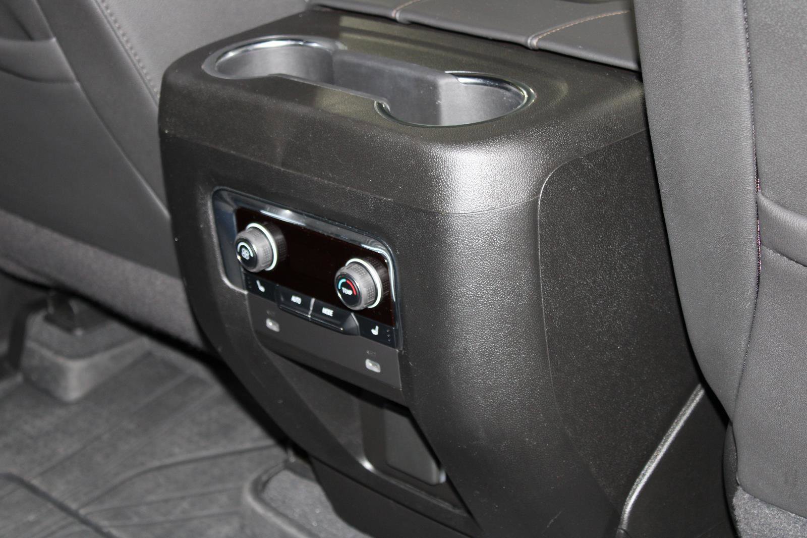 Used 2024 Chevrolet Tahoe High Country image 26