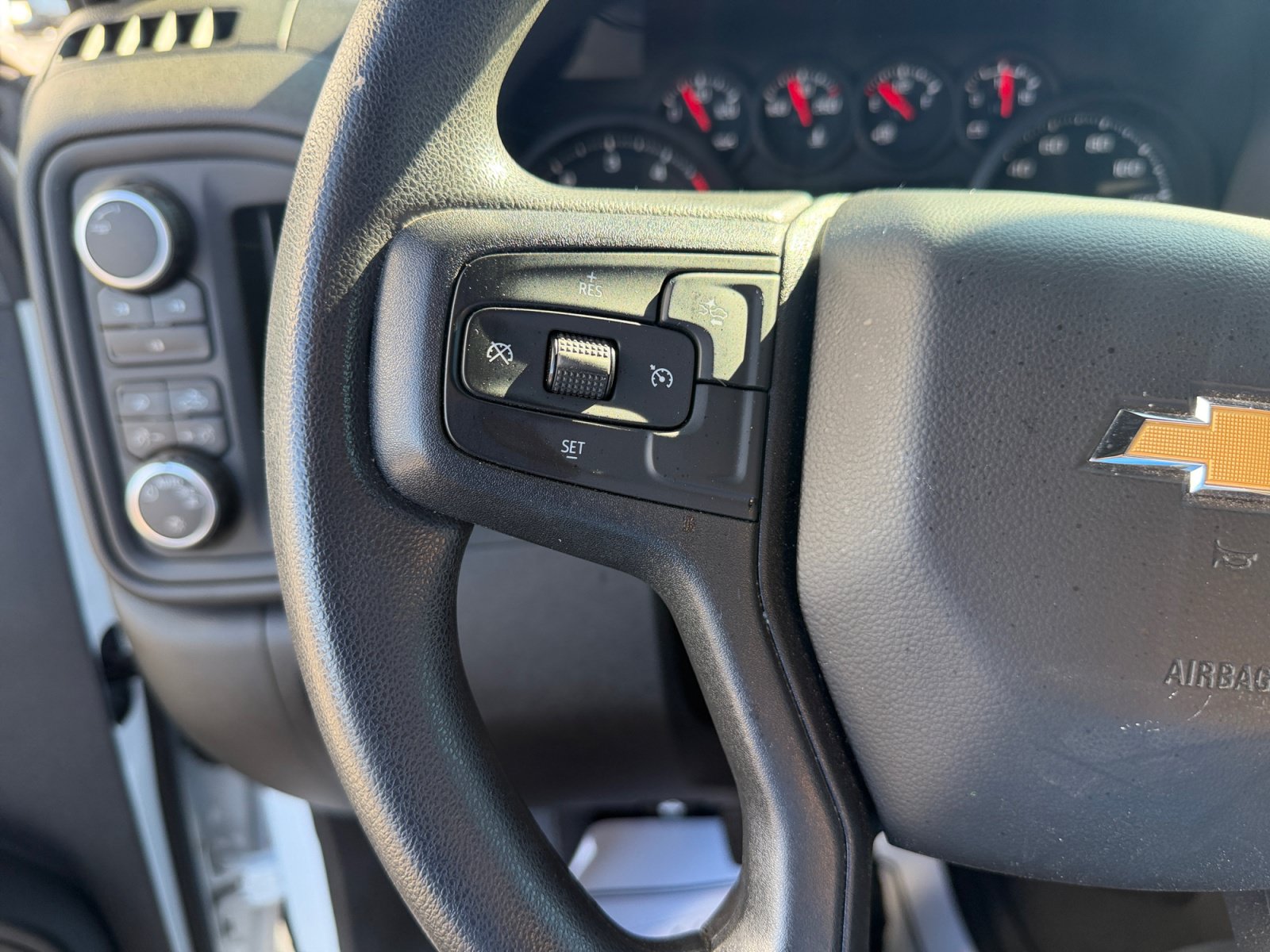 Used 2025 Chevrolet Silverado 2500 Custom w/ Custom Value Package AWD/4WD image 20