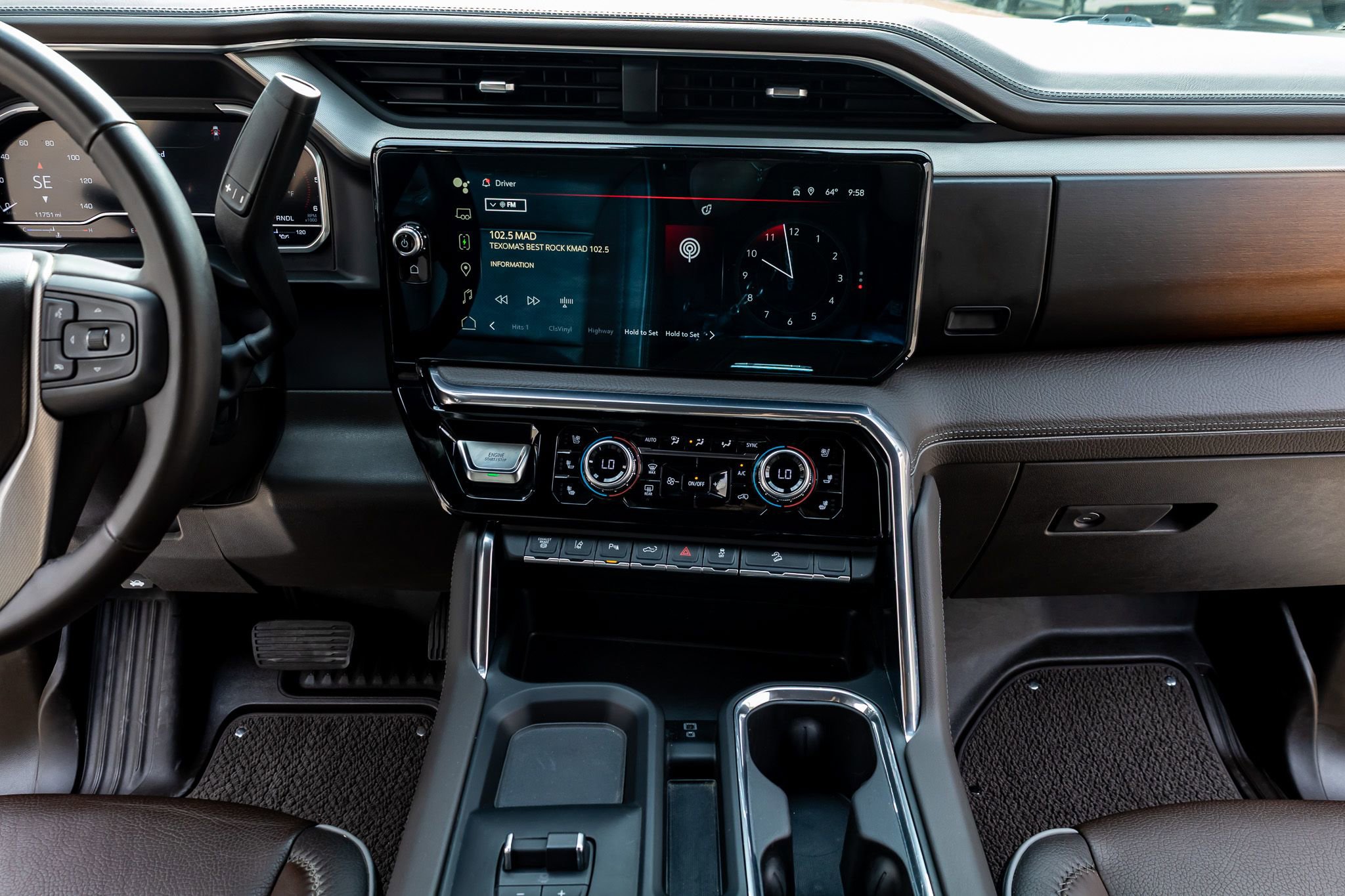 Used 2024 GMC Sierra 2500 Denali w/ Denali Reserve Package image 24