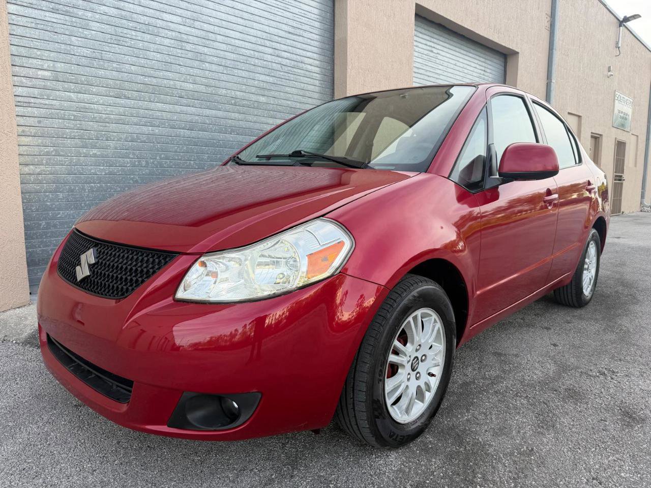 Used 2012 Suzuki SX4 LE FWD image 3