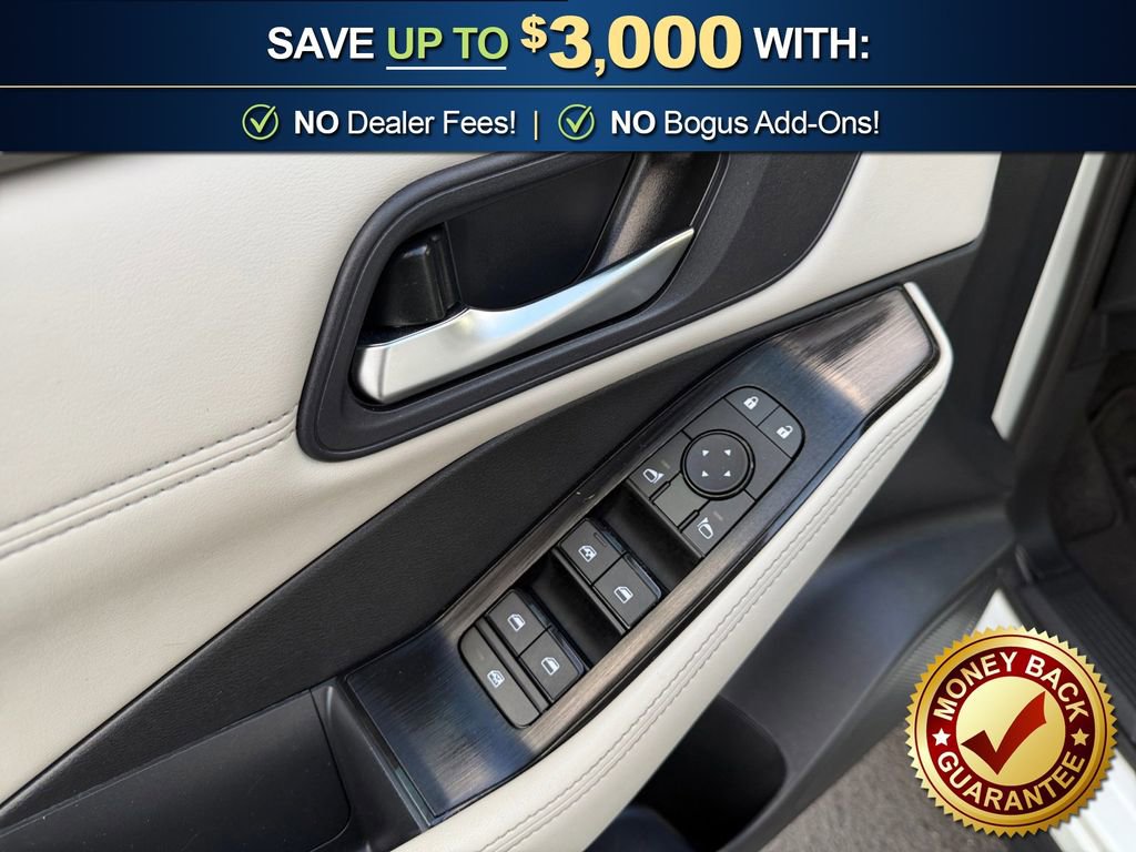 Used 2023 Nissan Rogue SV w/ SV Premium B Package image 16