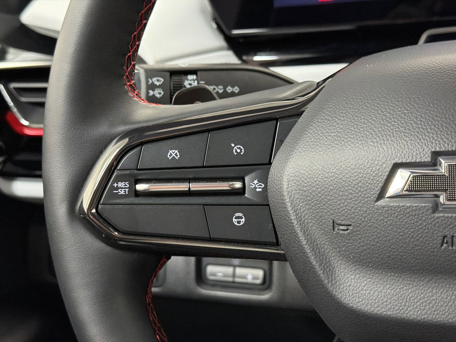 Used 2025 Chevrolet Silverado EV RST image 25