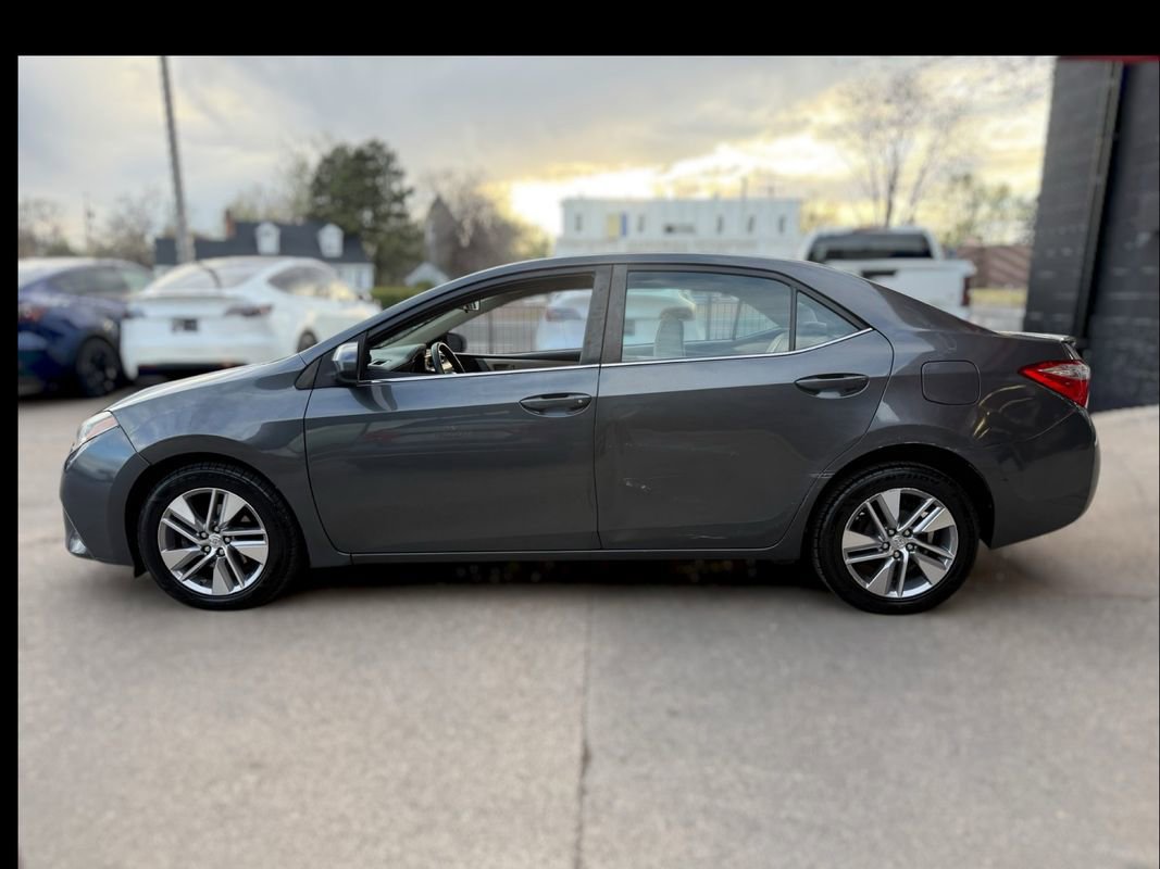 Used 2014 Toyota Corolla LE FWD image 13