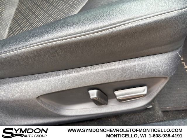 Used 2020 Toyota Camry XSE image 24