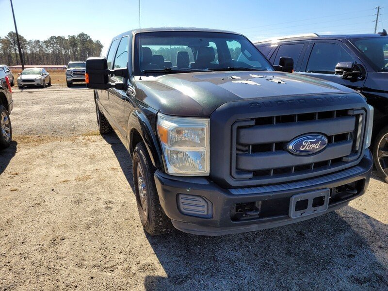 Used 2015 Ford F250 XL w/ Power Equipment Group RWD image 3