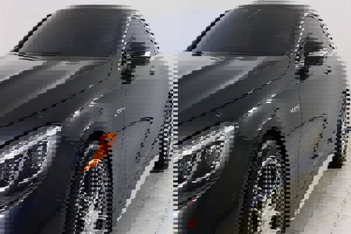 Used 2018 Mercedes-Benz S 63 AMG 4MATIC Coupe image 48