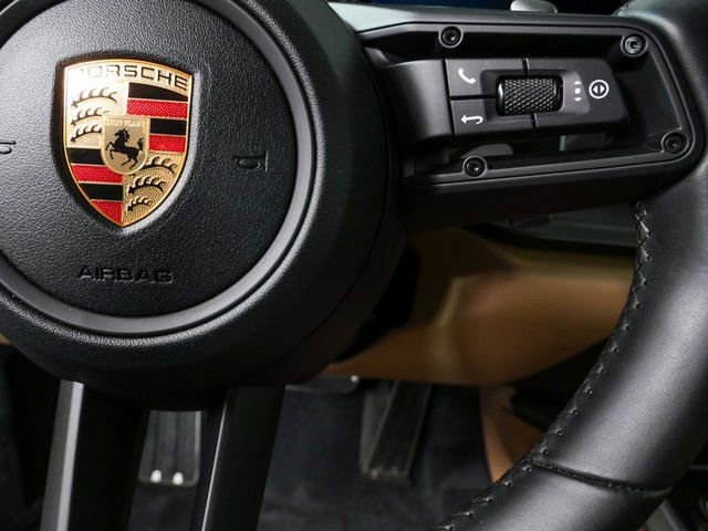 Certified 2020 Porsche 911 Carrera 4 image 11