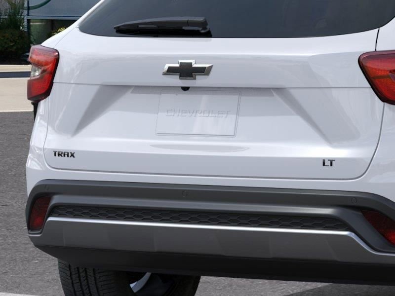 New 2026 Chevrolet Trax LT w/ Sunroof Package FWD image 14