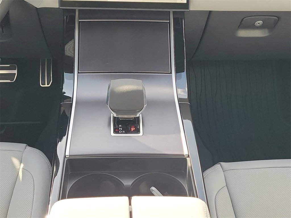 New 2026 Land Rover Range Rover Velar Dynamic SE image 20