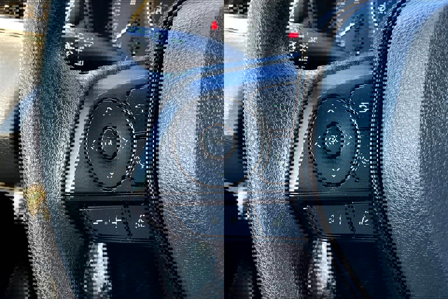 Used 2022 Toyota Corolla LE image 17