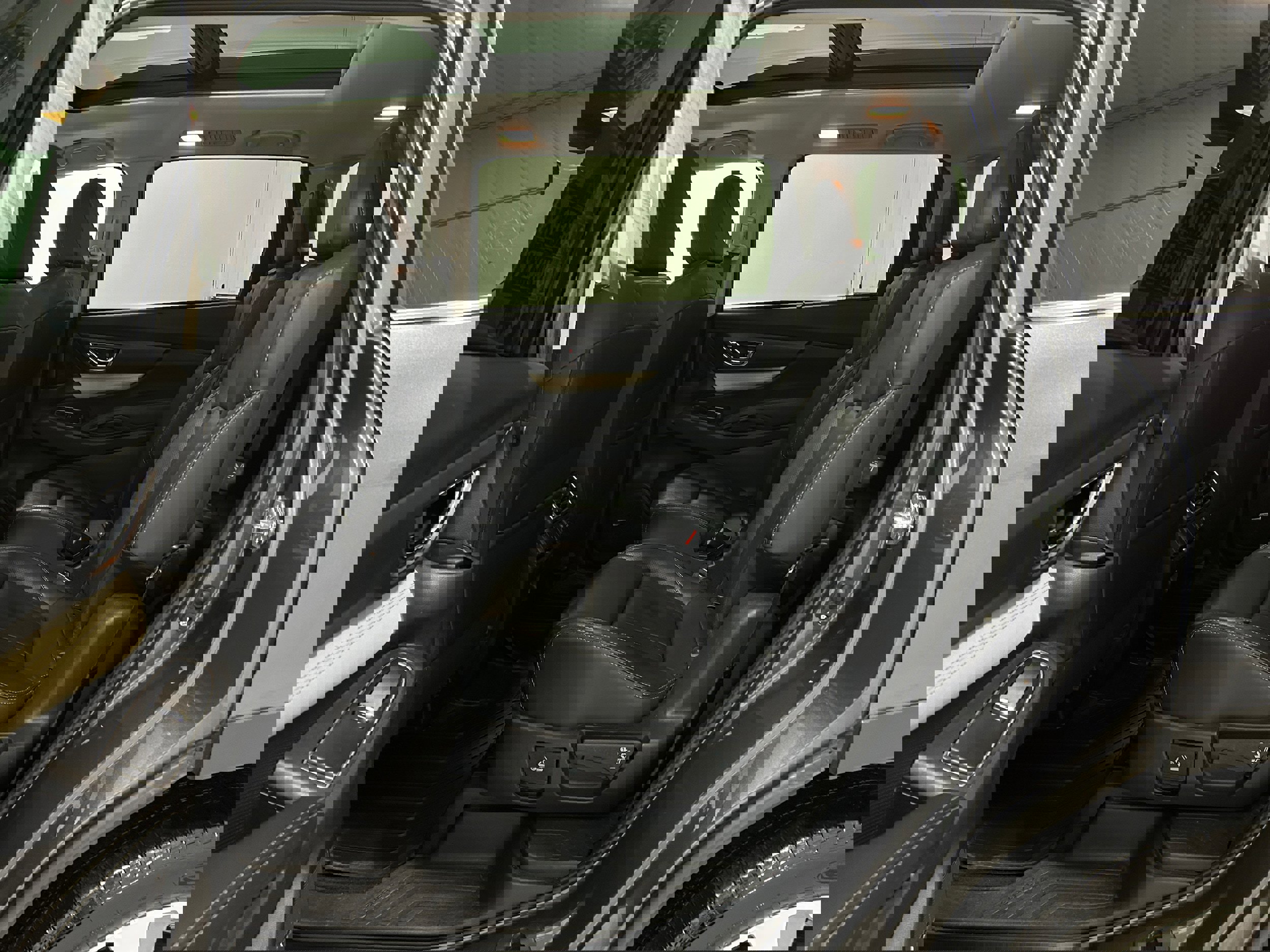 Used 2022 Subaru Ascent Limited w/ Technology Package image 30