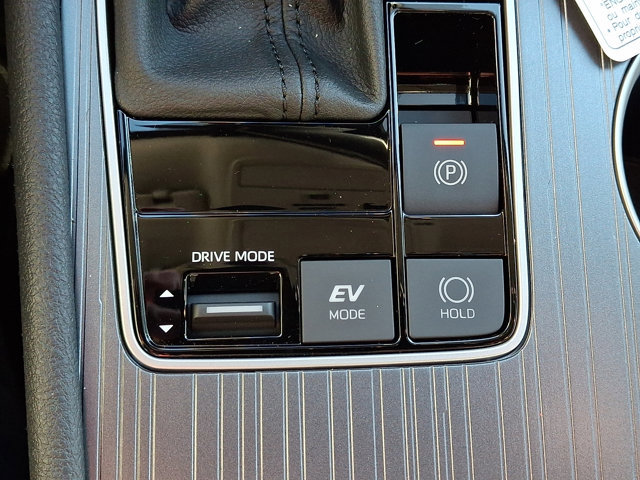 Certified 2026 Toyota Sienna XLE image 27