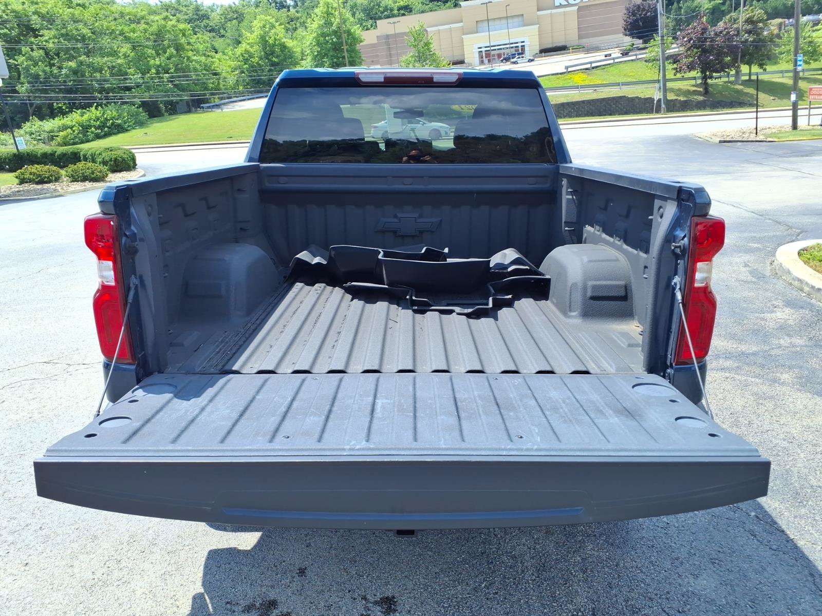 Used 2021 Chevrolet Silverado 1500 RST AWD/4WD image 7