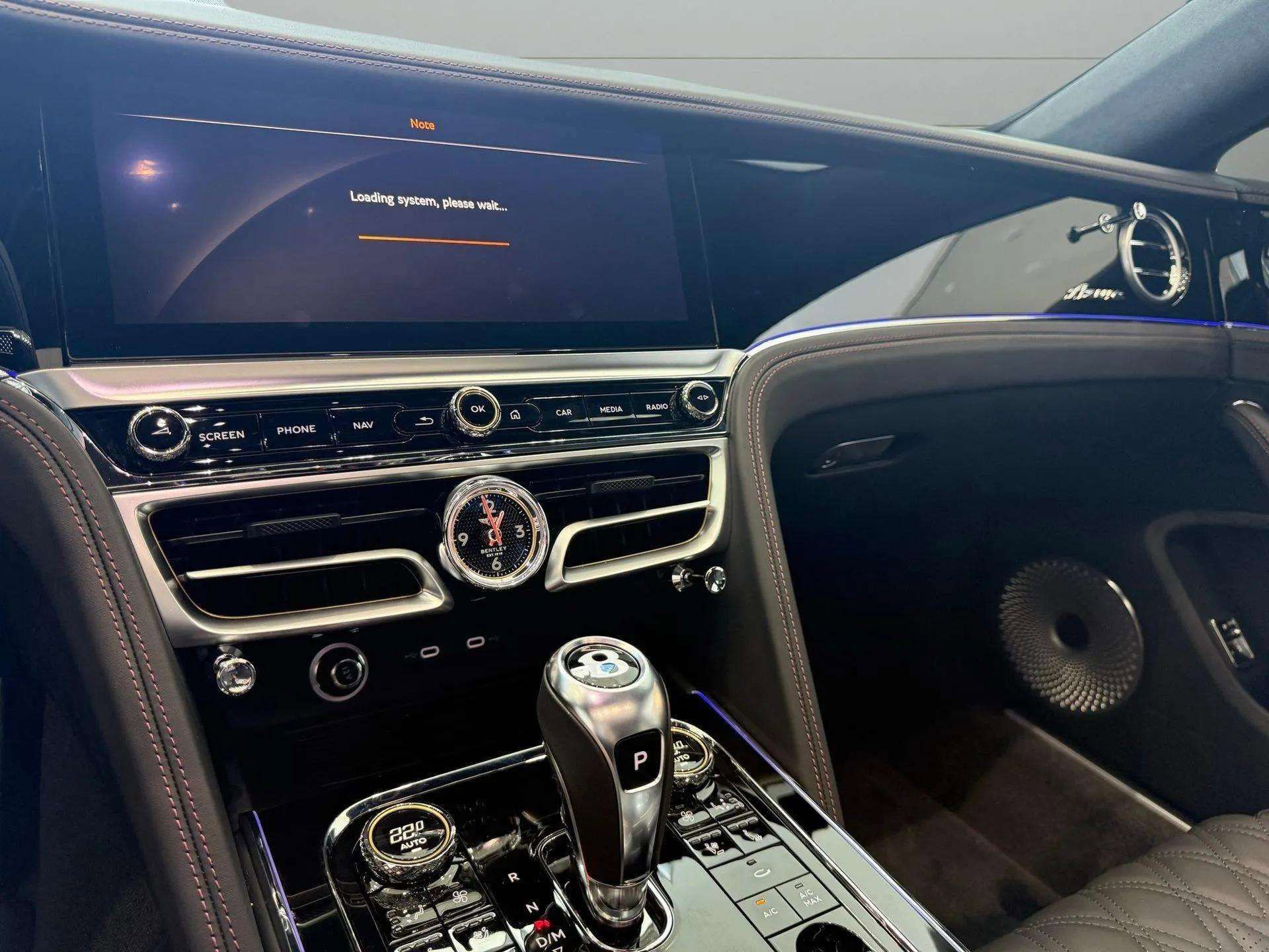 New 2026 Bentley Flying Spur Plug-In Hybrid AWD/4WD image 45
