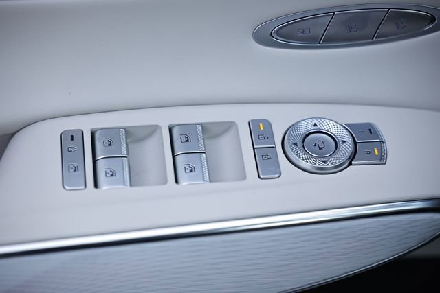 New 2026 Genesis GV70 2.5T Advanced image 19