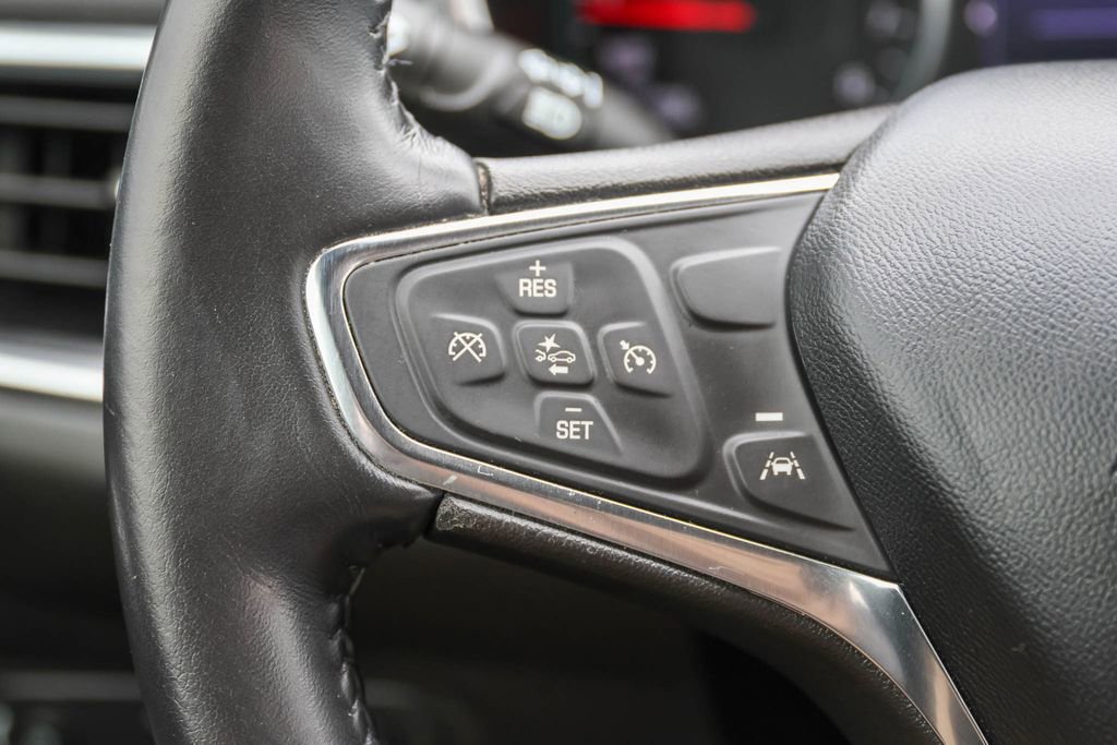 Used 2021 Chevrolet Equinox LT image 26