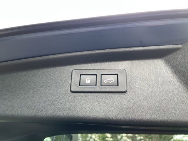 Used 2021 Subaru Outback Touring XT image 9