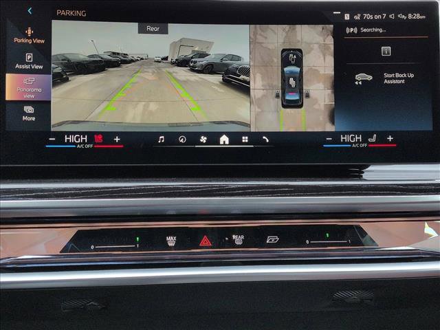 New 2026 BMW 740i xDrive w/ Premium Package image 13