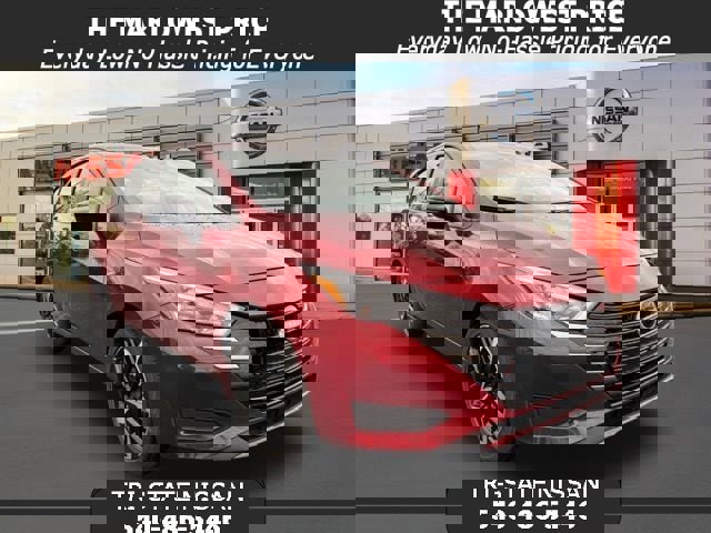 New 2025 Nissan Versa SR w/ Trunk Package image 1