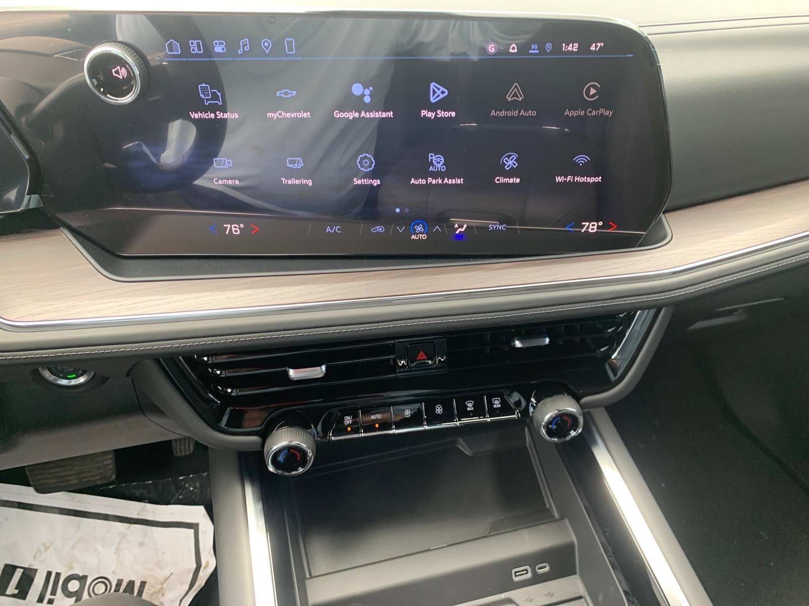 New 2026 Chevrolet Tahoe LS w/ LPO, Dark Essentials Package image 16