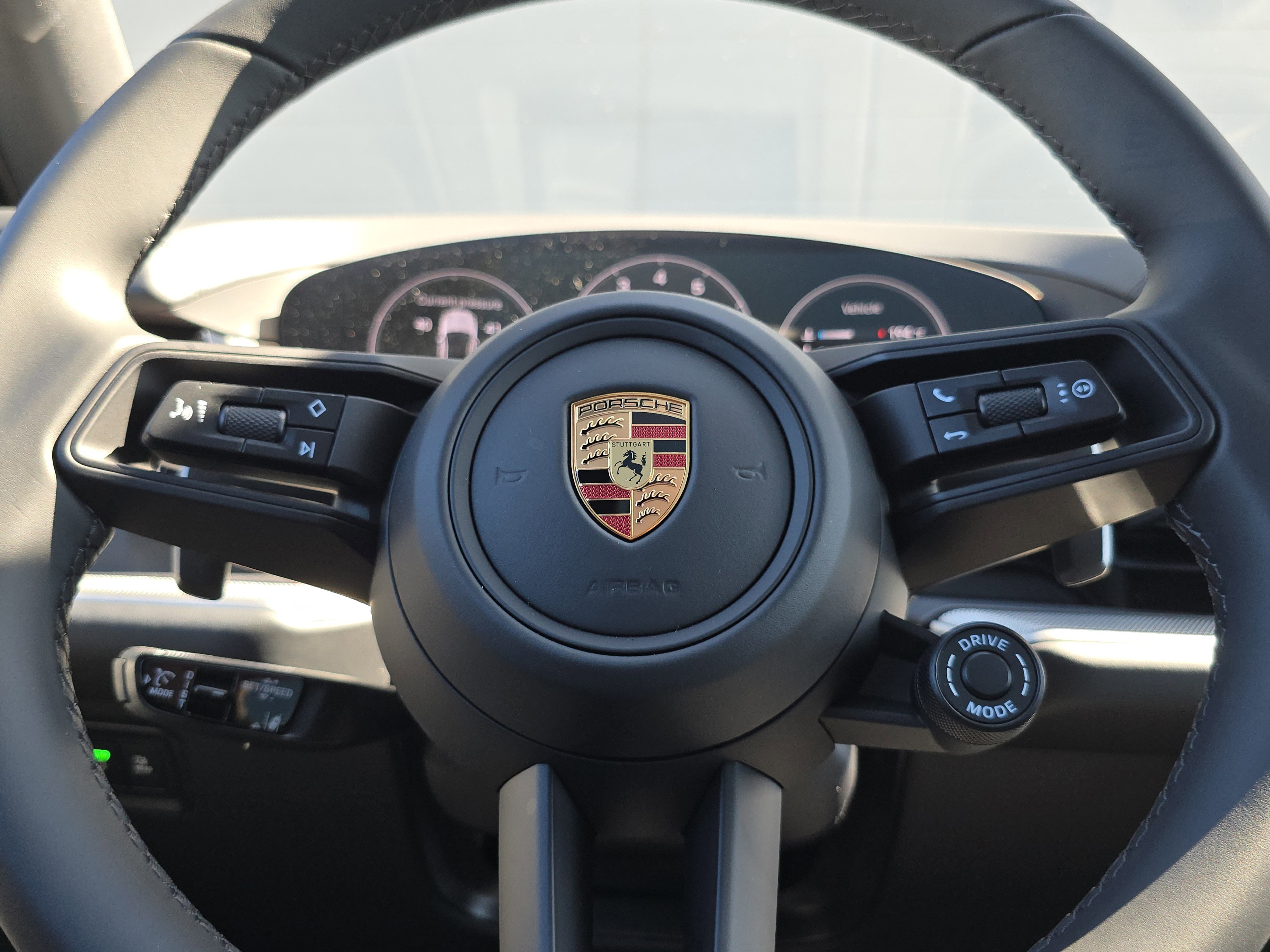 New 2026 Porsche Cayenne Coupe AWD/4WD image 27