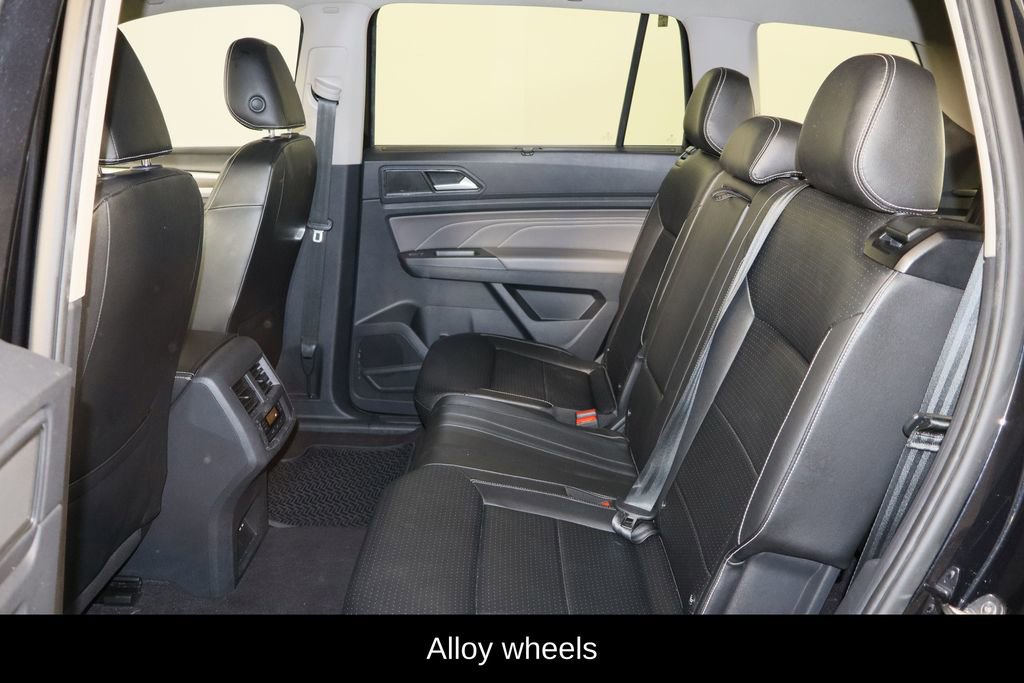 Used 2021 Volkswagen Atlas SE image 14