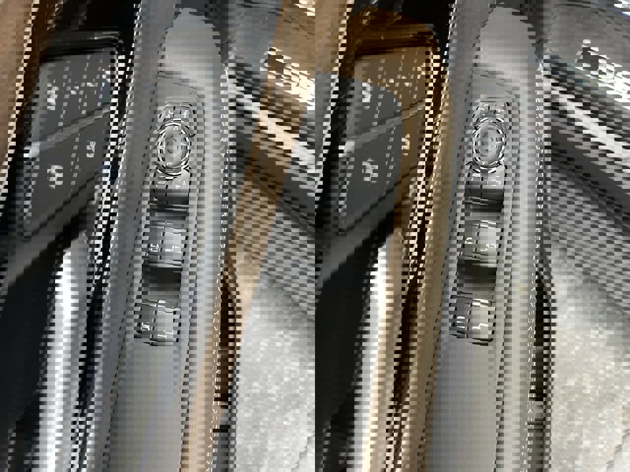 Certified 2025 GMC Yukon XL Denali Ultimate w/ LPO, Floor Liner Package image 10