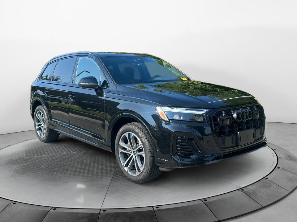 Certified 2025 Audi Q7 2.0T Premium Plus