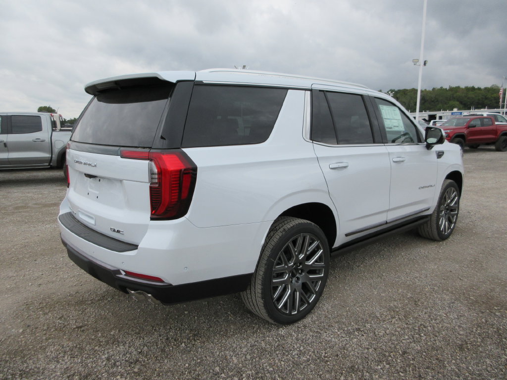 New 2027 GMC Yukon Denali Ultimate AWD/4WD image 4