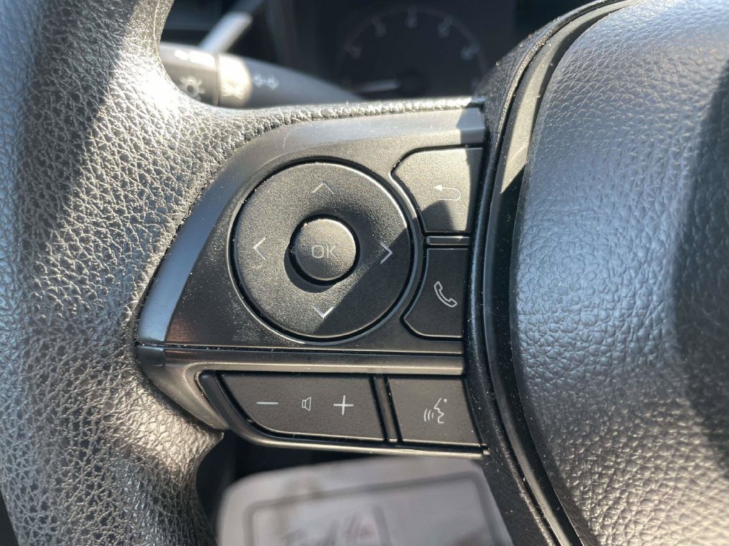 Used 2025 Toyota Corolla LE FWD image 23