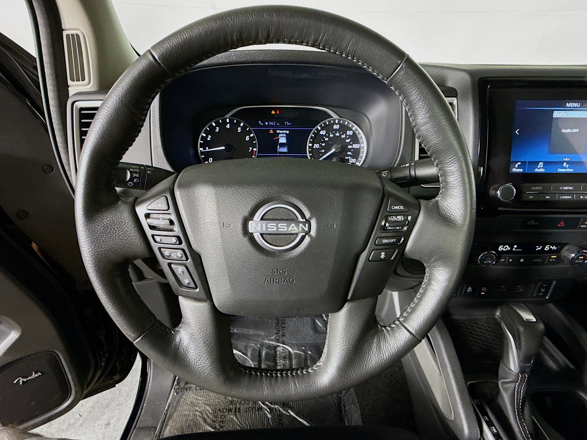 Used 2024 Nissan Frontier SL w/ Technology Package image 11