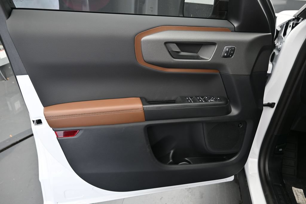 New 2025 Ford Bronco Sport Outer Banks w/ Outer Banks Tech Package+ AWD/4WD image 16
