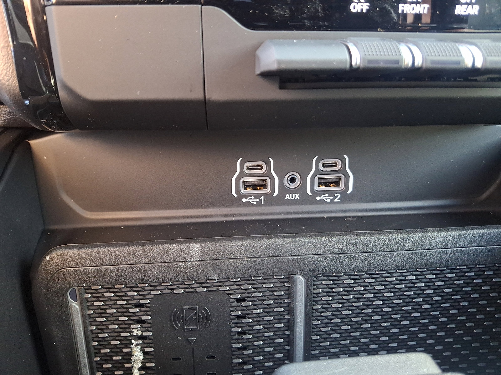 New 2026 RAM 1500 Laramie w/ Night Edition image 17