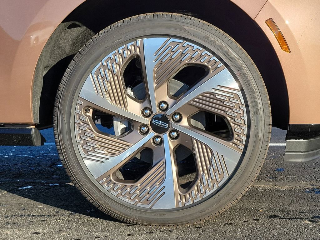 New 2026 Lincoln Navigator L Black Label image 9