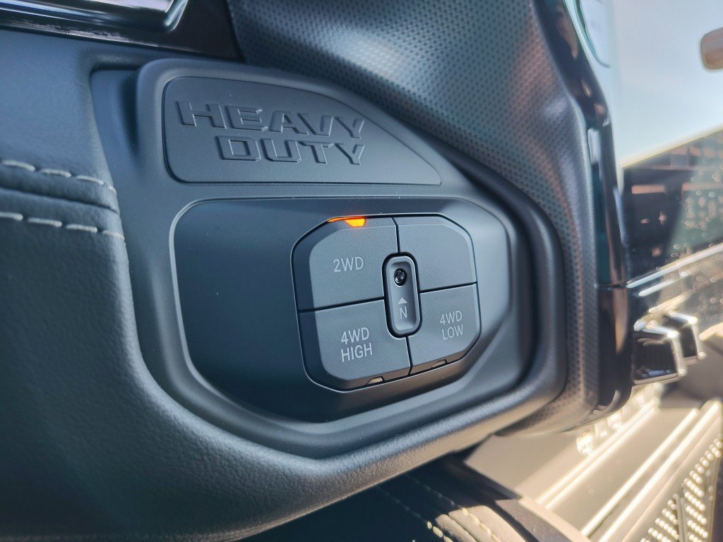 New 2026 RAM 2500 Limited image 24