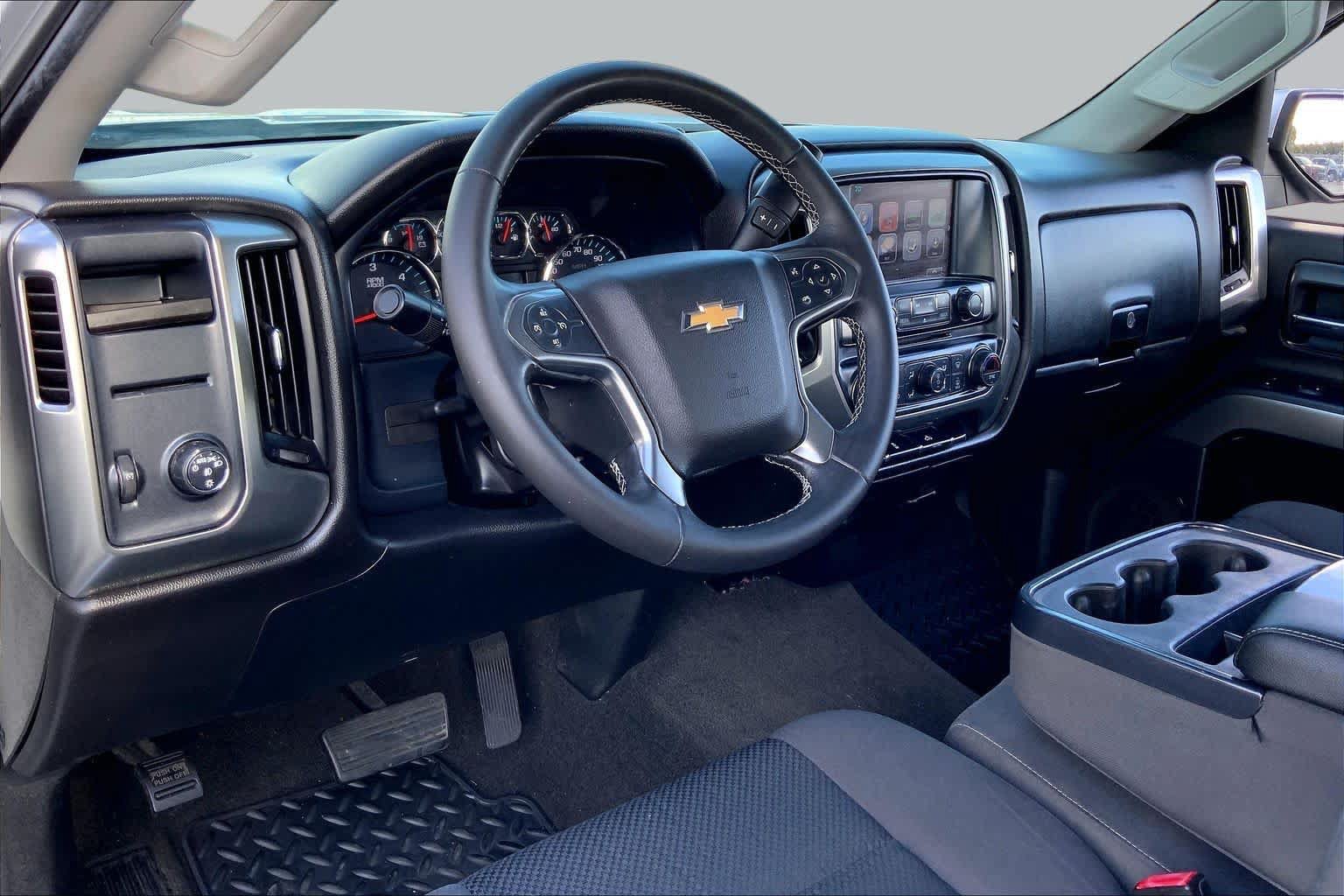 Used 2017 Chevrolet Silverado 1500 LT w/ Texas Edition RWD image 16