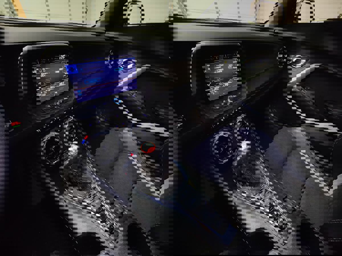 Used 2021 Chevrolet Camaro SS image 25