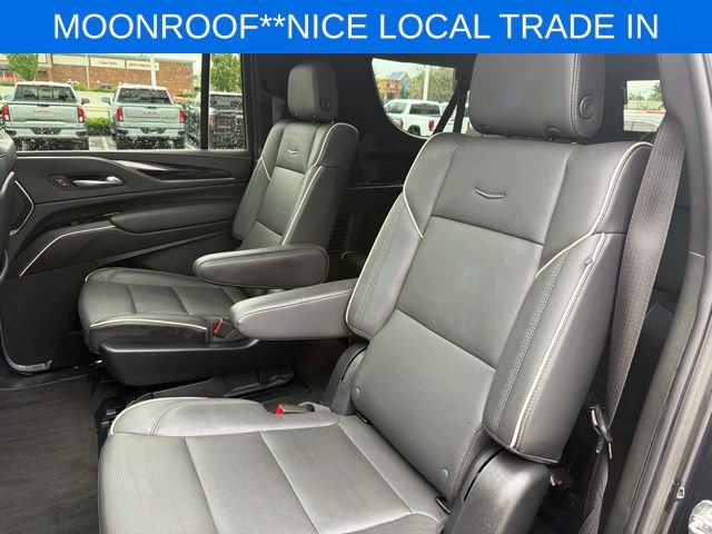 Used 2023 Cadillac Escalade ESV Sport AWD/4WD image 21