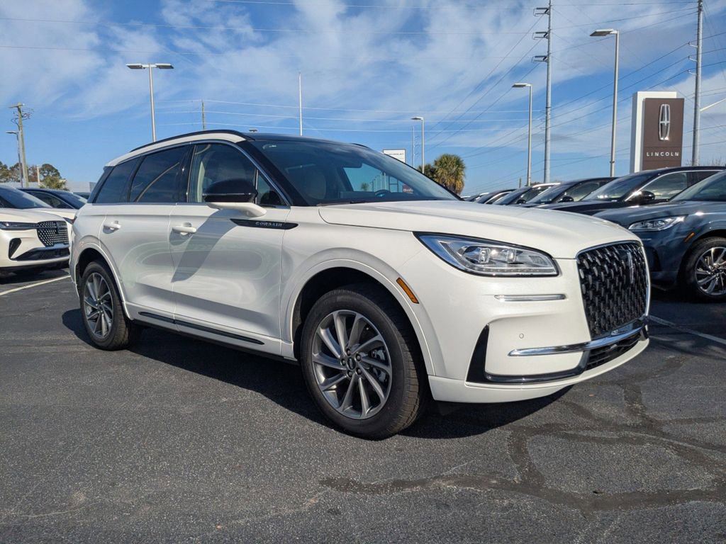 New 2026 Lincoln Corsair Grand Touring image 2