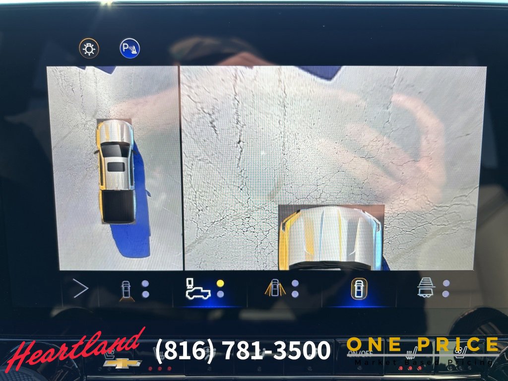 Used 2024 Chevrolet Colorado ZR2 w/ ZR2 Convenience Package III image 32