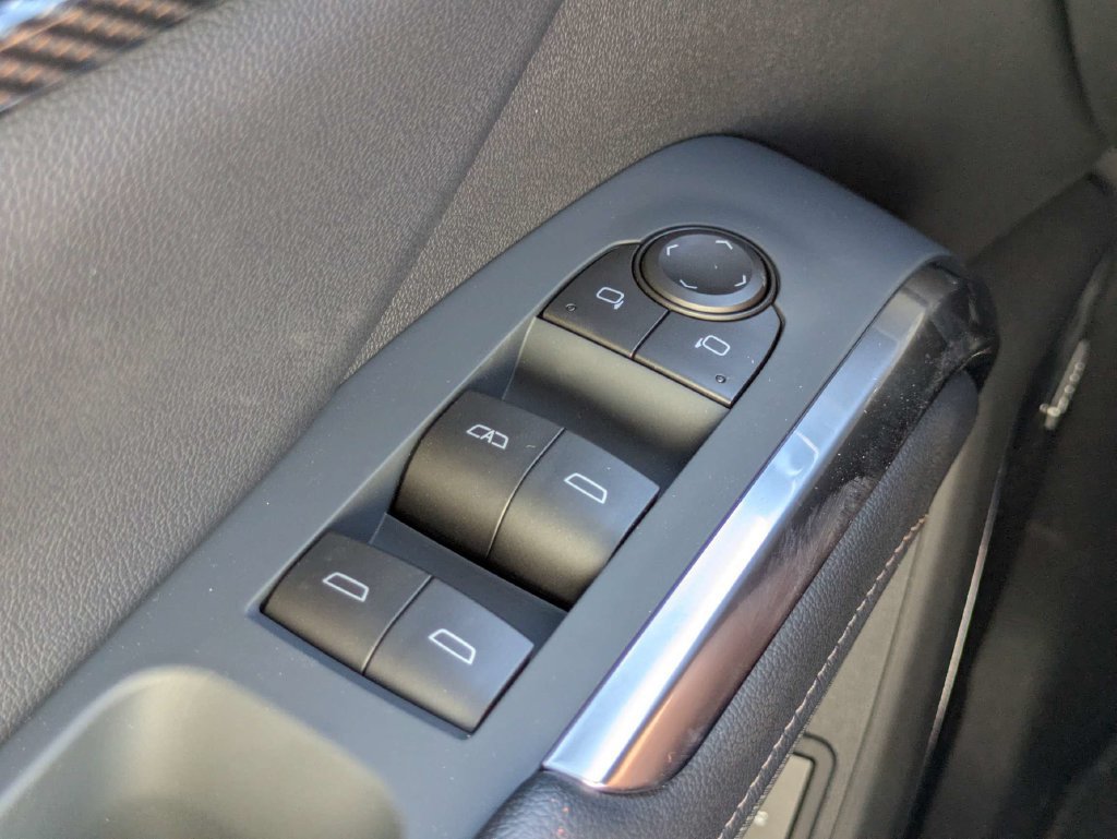 New 2027 Chevrolet Traverse Z71 w/ Enhanced Driving Package AWD/4WD image 25