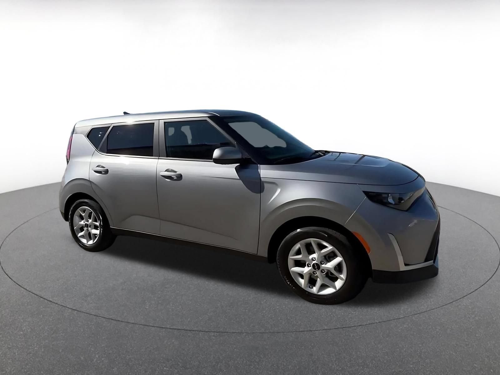 Used 2025 Kia Soul LX w/ LX Technology Package FWD video 2