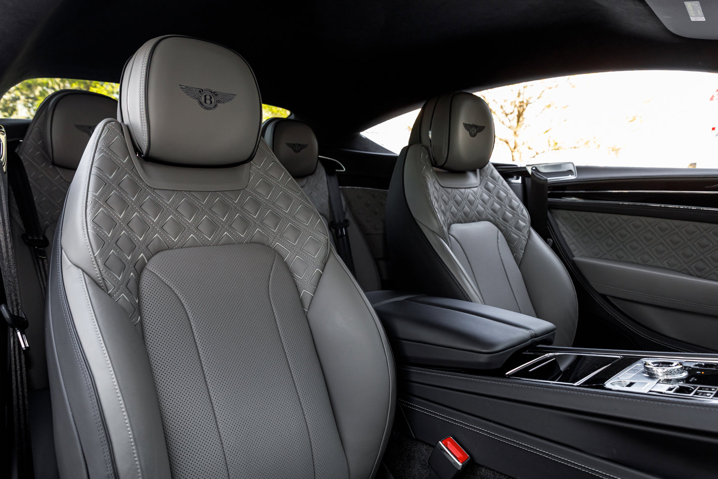 Used 2023 Bentley Continental GT Azure image 22