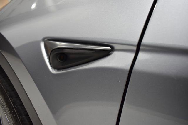 Used 2025 Tesla Model Y Long Range image 35