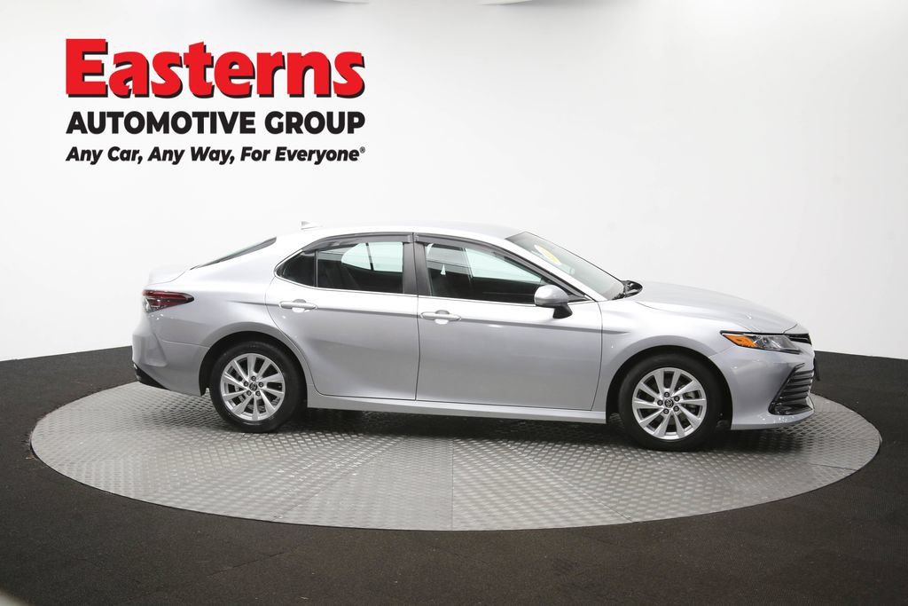 Used 2021 Toyota Camry LE FWD image 37