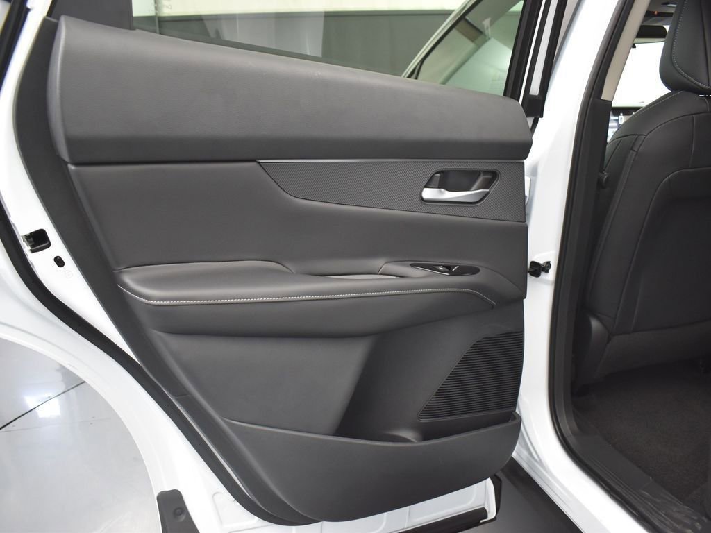 New 2025 Nissan Murano SV image 16