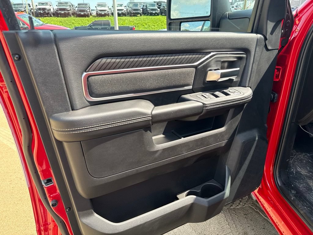 New 2026 RAM 2500 Big Horn AWD/4WD image 17