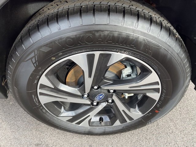 Used 2025 Subaru Crosstrek 2.0i Premium image 39