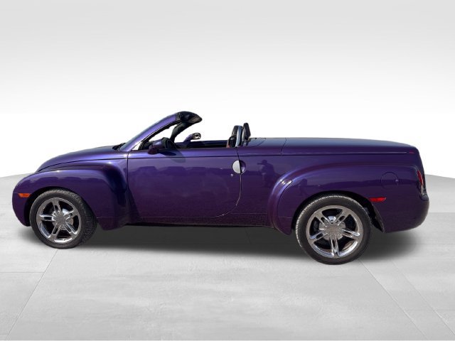 Used 2004 Chevrolet SSR w/ Preferred Equipment Group RWD image 8